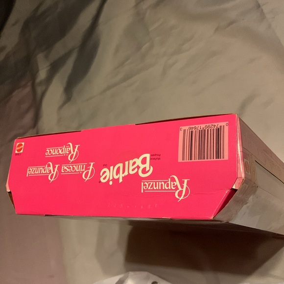 Vintage 1997 Rapunzel Barbie doll new unopenedsealed in box - Picture 13 of 13